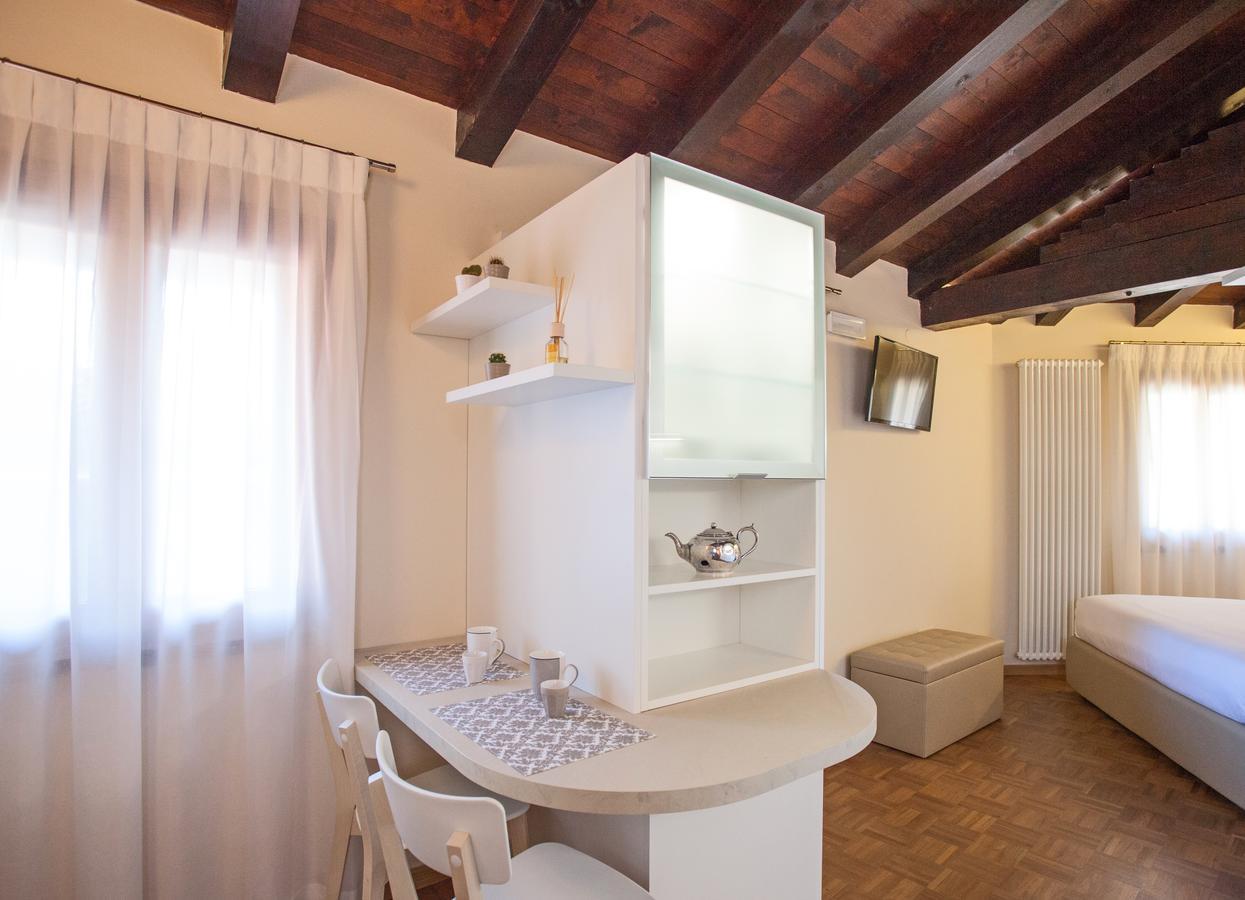 Residence "Le Casette" Pordenone Exterior foto